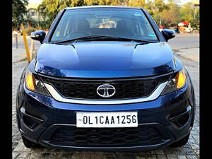 Second Hand Tata Hexa XE 4x2 7 STR in Delhi