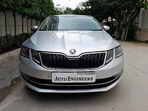 Second Hand Skoda Octavia 2.0 TDI L&K in Hyderabad