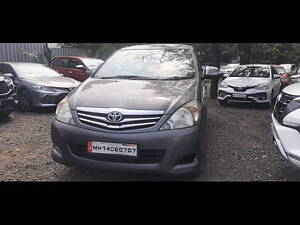 Second Hand Toyota Innova 2.5 G 8 STR BS-IV in Pune