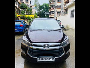 Second Hand Toyota Innova Crysta 2.4 VX 7 STR [2016-2020] in Mumbai