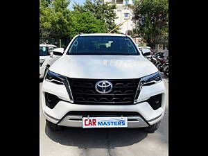 Second Hand Toyota Fortuner 4X4 AT 2.8 Diesel in Delhi