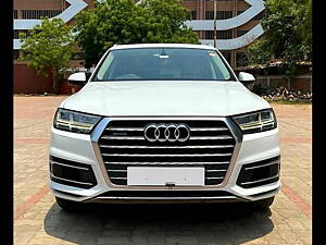 Second Hand Audi Q7 45 TDI Technology Pack in Ahmedabad