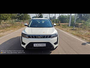 Second Hand Mahindra XUV300 W6 1.2 Petrol in Alwar