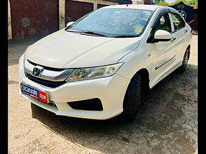 Second Hand Honda City E Diesel in Kanpur