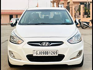 Second Hand Hyundai Verna Fluidic 1.6 CRDi SX Opt in Vadodara