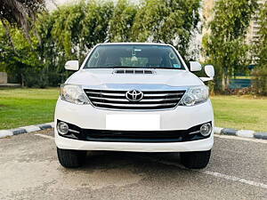 Second Hand Toyota Fortuner 3.0 4x2 AT in Mohali