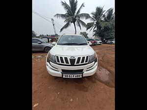 Second Hand महिंद्रा XUV500 w8 in भुवनेश्वर