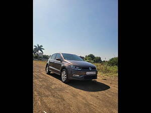 Second Hand Volkswagen Polo Highline1.2L (P) in Nashik