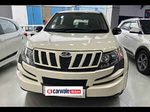 Second Hand మహీంద్రా xuv500	 w8 in పాట్నా