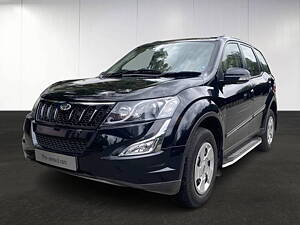 Second Hand Mahindra XUV500 W6 AT in Bangalore