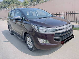 Second Hand Toyota Innova Crysta 2.8 GX AT 7 STR [2016-2020] in Bangalore