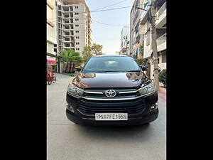 Second Hand Toyota Innova Crysta GX 2.4 AT 8 STR in Hyderabad