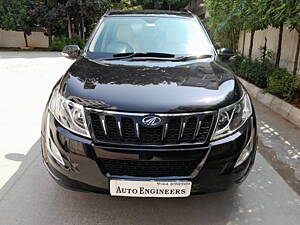 Second Hand Mahindra XUV500 W10 AWD AT in Hyderabad