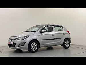 Second Hand हुंडई i20 स्पोर्ट्ज़ 1.2  bs-iv in गाज़ियाबाद