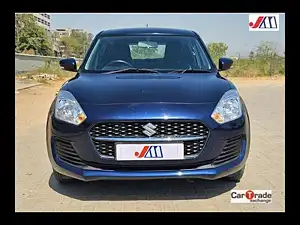 Second Hand Maruti Suzuki Swift VXi AMT in Ahmedabad
