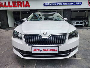 Second Hand Skoda Superb L&K TSI AT in Pune