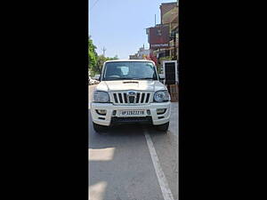 Second Hand Mahindra Scorpio SLE BS-IV in Lucknow