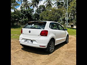 Second Hand Volkswagen Polo Highline Plus 1.5 (D) 16 Alloy in Kolhapur