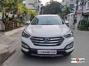 Second Hand Hyundai Santa Fe 4 WD (AT) in Hyderabad