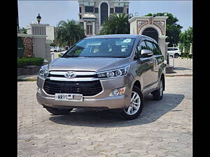 Second Hand Toyota Innova Crysta 2.4 VX 8 STR [2016-2020] in Kurukshetra