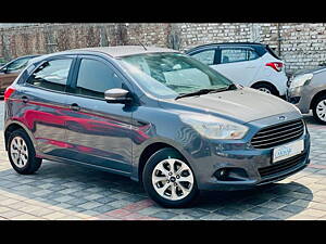 Second Hand Ford Figo Titanium 1.2 Ti-VCT Opt in Surat