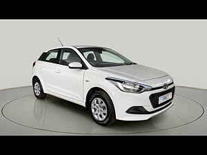 Second Hand हुंडई एलीट i20 मैग्ना 1.2 in अहमदाबाद