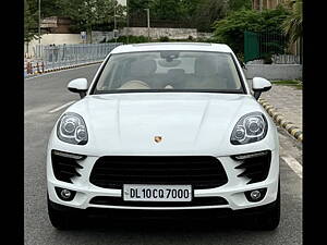 Second Hand Porsche Macan Turbo in Delhi