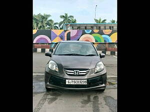 Second Hand Honda Brio S MT in Surat