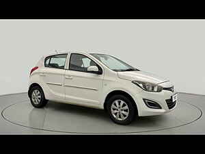 Second Hand हुंडई i20 मैग्ना (o) 1.2 in नोएडा