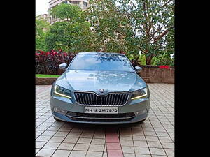 Second Hand Skoda Superb L&K TSI AT in Mumbai