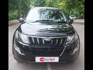 Second Hand Mahindra XUV500 W8 [2015-2017] in Agra