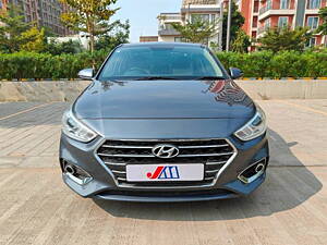 Second Hand Hyundai Verna SX Plus 1.6 CRDi AT in Ahmedabad