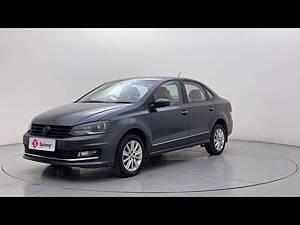 Second Hand Volkswagen Vento Highline Diesel AT [2015-2016] in Hyderabad