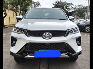 Second Hand Toyota Fortuner 2.8 4X2 AT in Mumbai