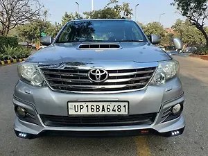 Toyota Fortuner 3.0 4x2 MT