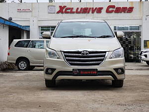 Second Hand Toyota Innova 2.5 VX 7 STR BS-IV in Faridabad