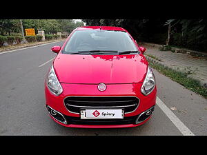 2 Used Fiat Punto Cars In Gurgaon Second Hand Fiat Cars In Gurgaon Carwale