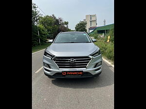 Second Hand Hyundai Tucson GLS 2WD AT Petrol in Greater Noida
