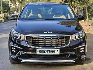 Second Hand Kia Carnival Limousine Plus 7 STR in Mumbai