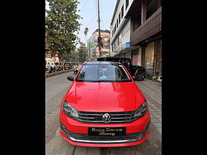 Second Hand Volkswagen Vento Highline Plus 1.5 AT (D) 16 Alloy in Nagpur