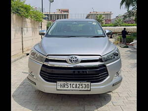 Second Hand Toyota Innova Crysta 2.4 ZX AT 7 STR in Delhi