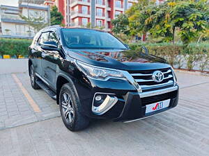 Second Hand Toyota Fortuner 2.8 4x2 MT [2016-2020] in Ahmedabad