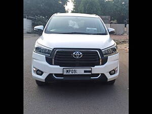 Second Hand Toyota Innova Crysta 2.4 V Diesel in Indore