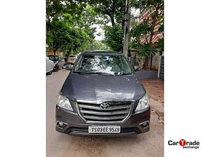 Second Hand Toyota Innova 2.5 ZX BS IV 7 STR in Hyderabad