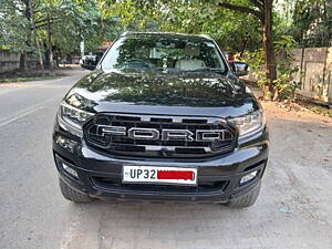 Second Hand Ford Endeavour Titanium 3.2 4x4 AT in Lucknow