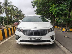 Second Hand Kia Carnival Limousine Plus 7 STR in Mumbai