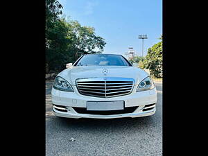 Second Hand Mercedes-Benz S-Class 500L in Delhi