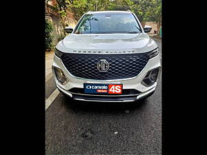 Second Hand MG Hector Plus Smart 1.5 Petrol Turbo CVT 6-STR in Delhi