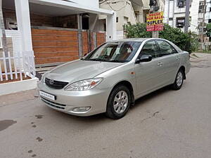 Second Hand Toyota Camry V1 in Hyderabad