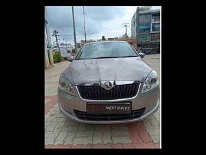 Second Hand Skoda Rapid 1.6 MPI Style Plus AT in Bangalore